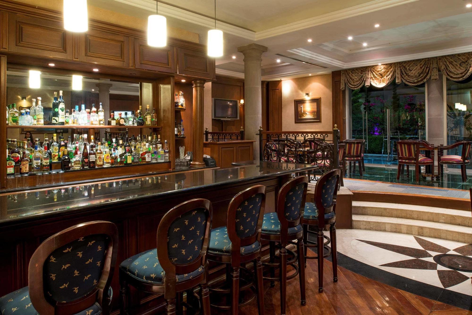 Camino Real Saltillo Exterior photo